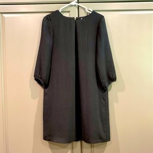 H&M black cropped sleeve dress - size 6.
